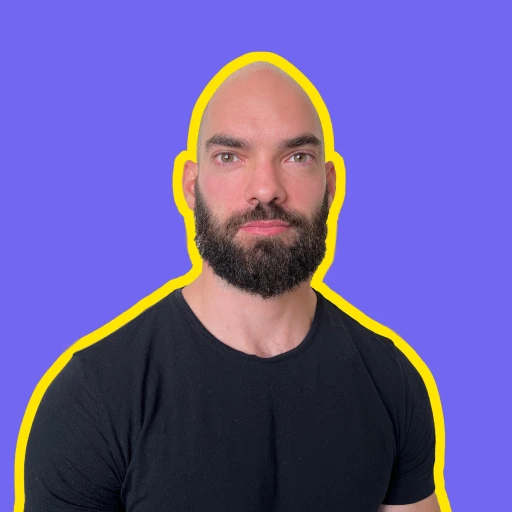 Interview de Thomas Le Coz : De la Cybersécurité à l'Ingénierie Sociale – Stratégies et Défis pour les CEO dans un Monde Numérique